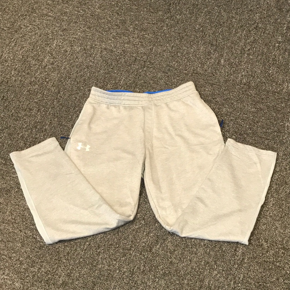 Gray Under Armour sweatpants size XL